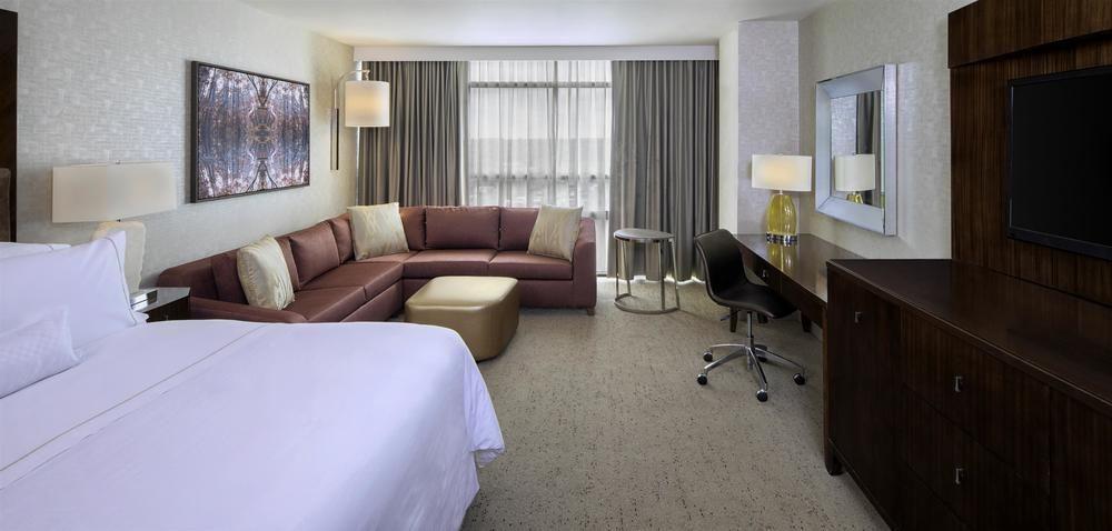 The Westin Mount Laurel Hotel Eksteriør billede